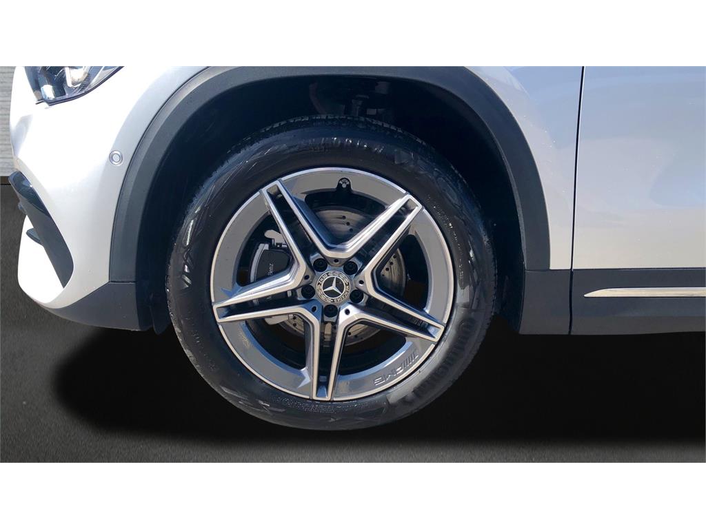Foto Mercedes Benz Clase GLA 28